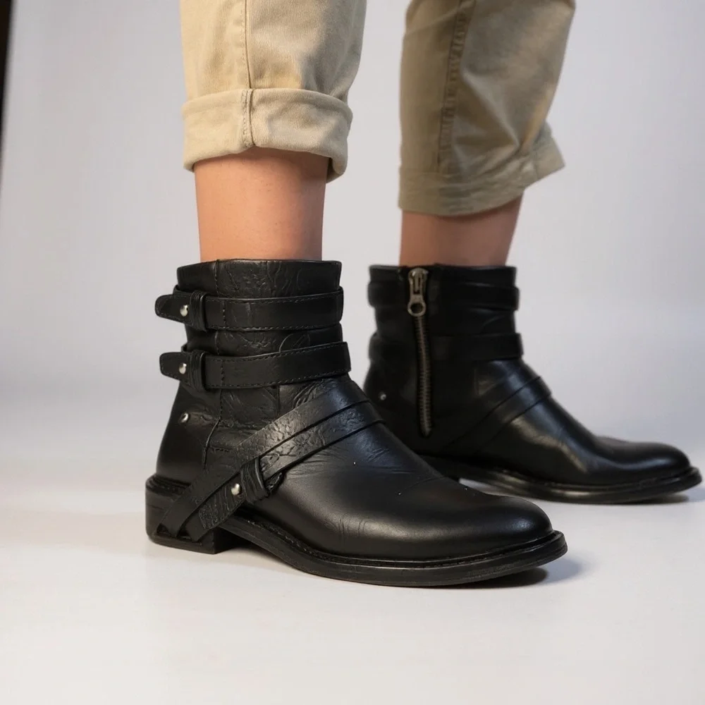 Dolce Vita Kiera Black Leather Moto Harness Ankle Boots Size 8